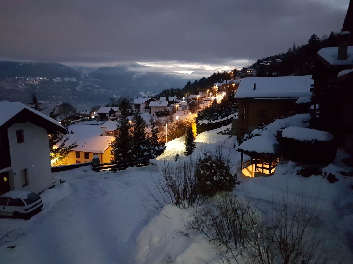 Mollens Chalet Apartman Crans-Montana Kültér fotó